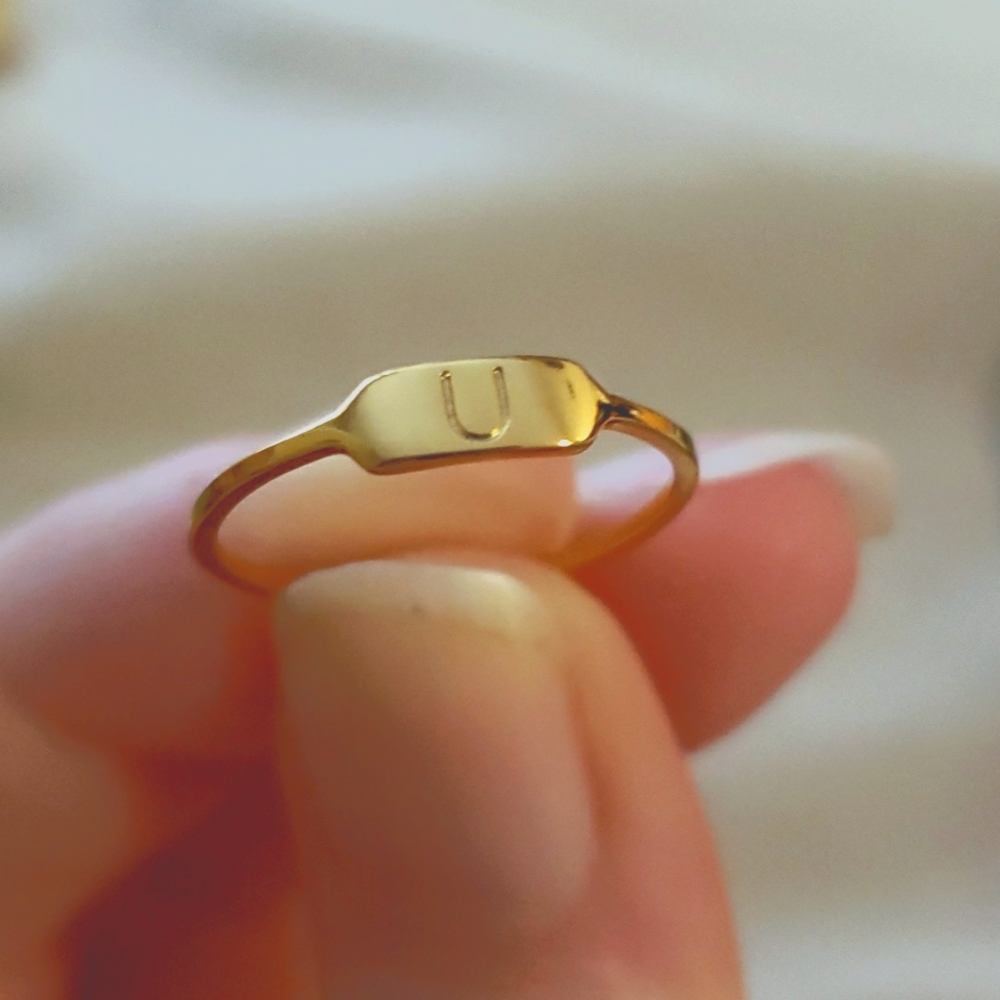 Gorjana Letterpress Ring - "U"